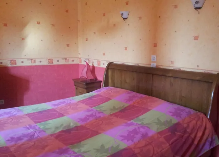 Chambre Hote Maison De Campagne Sainte Barbe Bed & Breakfast